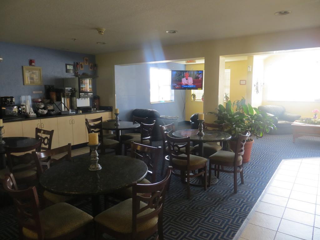 Days Inn Pryor Creek Exteriör bild